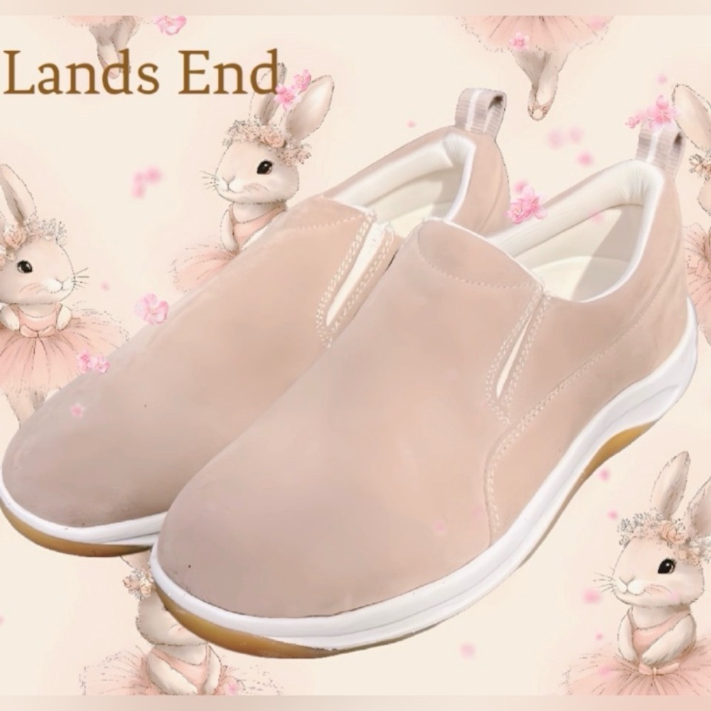 LANDS  END BUFF 💯 SUEDE SLIP ON FLATS/ LOAFERS SHOES  - 8 1/2 ☀️
